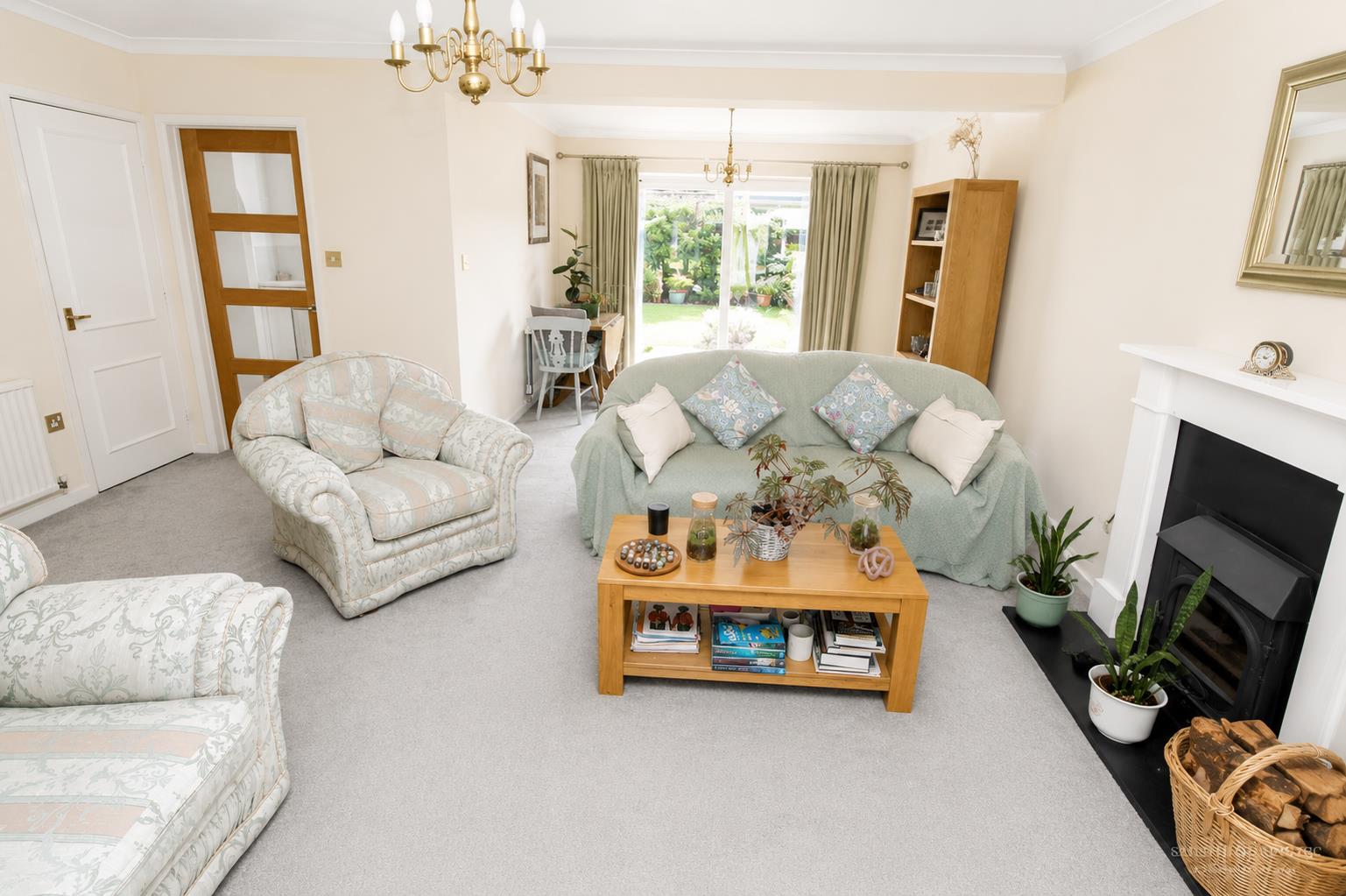 Cowslip Close, Tilehurst, Reading